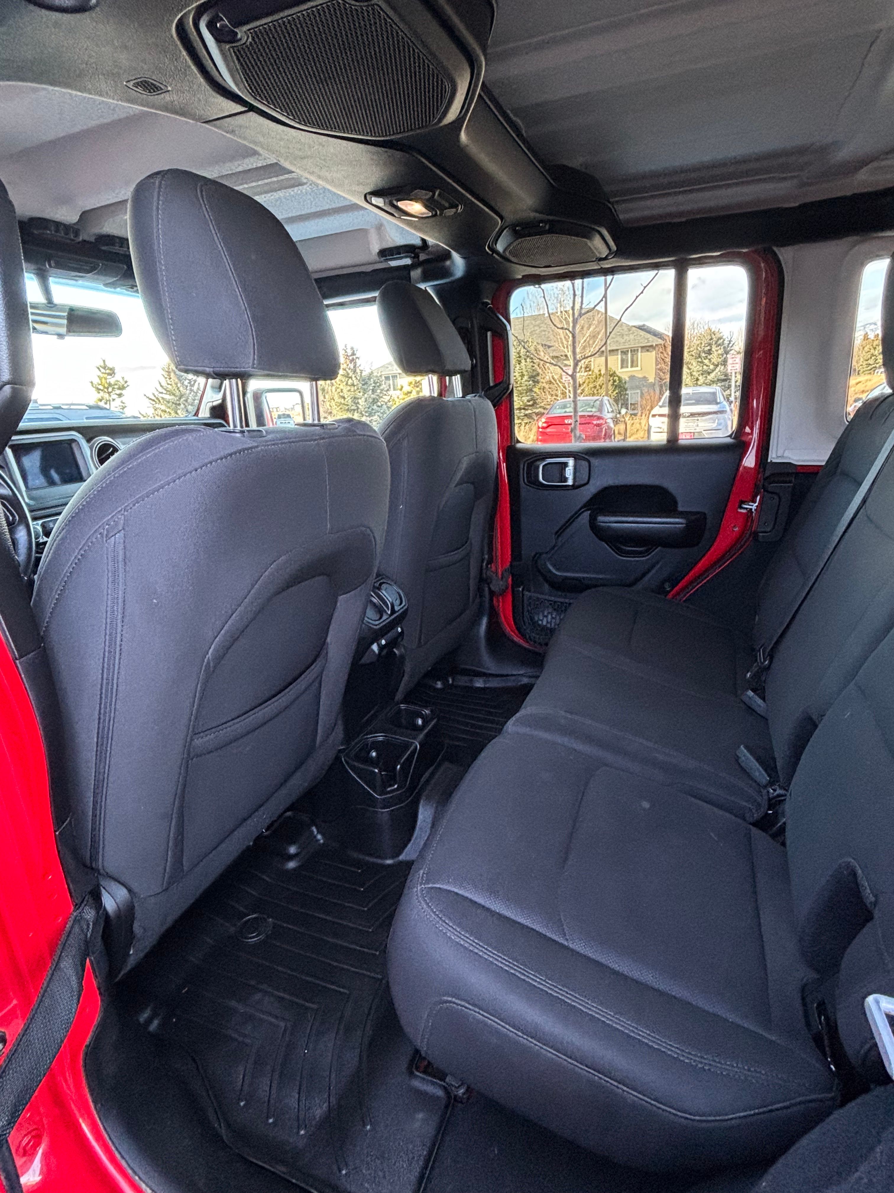 Used 2018 Jeep Wrangler Unlimited Sport S AWD/4WD image 11