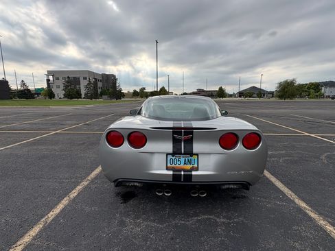 Used 2006 Chevrolet Corvette Coupe RWD image 6