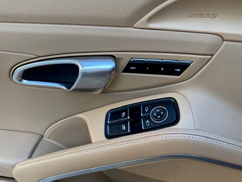 Used 2014 Porsche 911 Carrera image 14