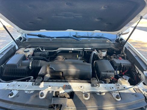 Used 2021 Chevrolet Colorado LT w/ Fleet Safety Package image 21