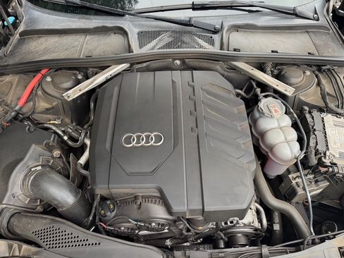 Used 2021 Audi A4 2.0T Premium w/ Convenience Package image 25