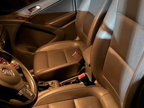 Used 2017 Volkswagen Tiguan Wolfsburg Edition image 6