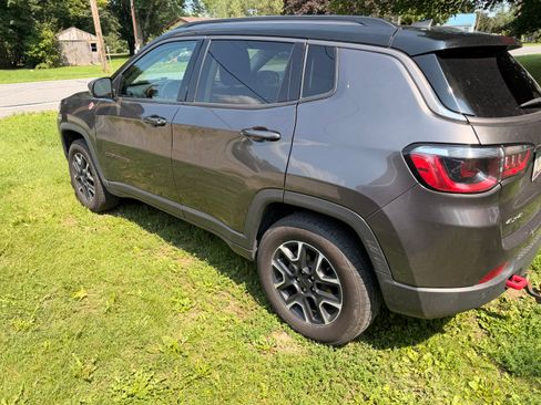 Used 2021 Jeep Compass Trailhawk AWD/4WD image 6