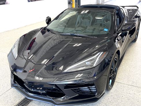 Used 2024 Chevrolet Corvette Stingray Premium Cpe w/ Z51 Performance Package RWD image 6