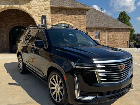 Used 2022 Cadillac Escalade Premium Luxury Platinum image 5