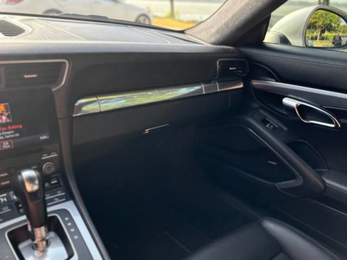 Used 2017 Porsche 911 Carrera S RWD image 15