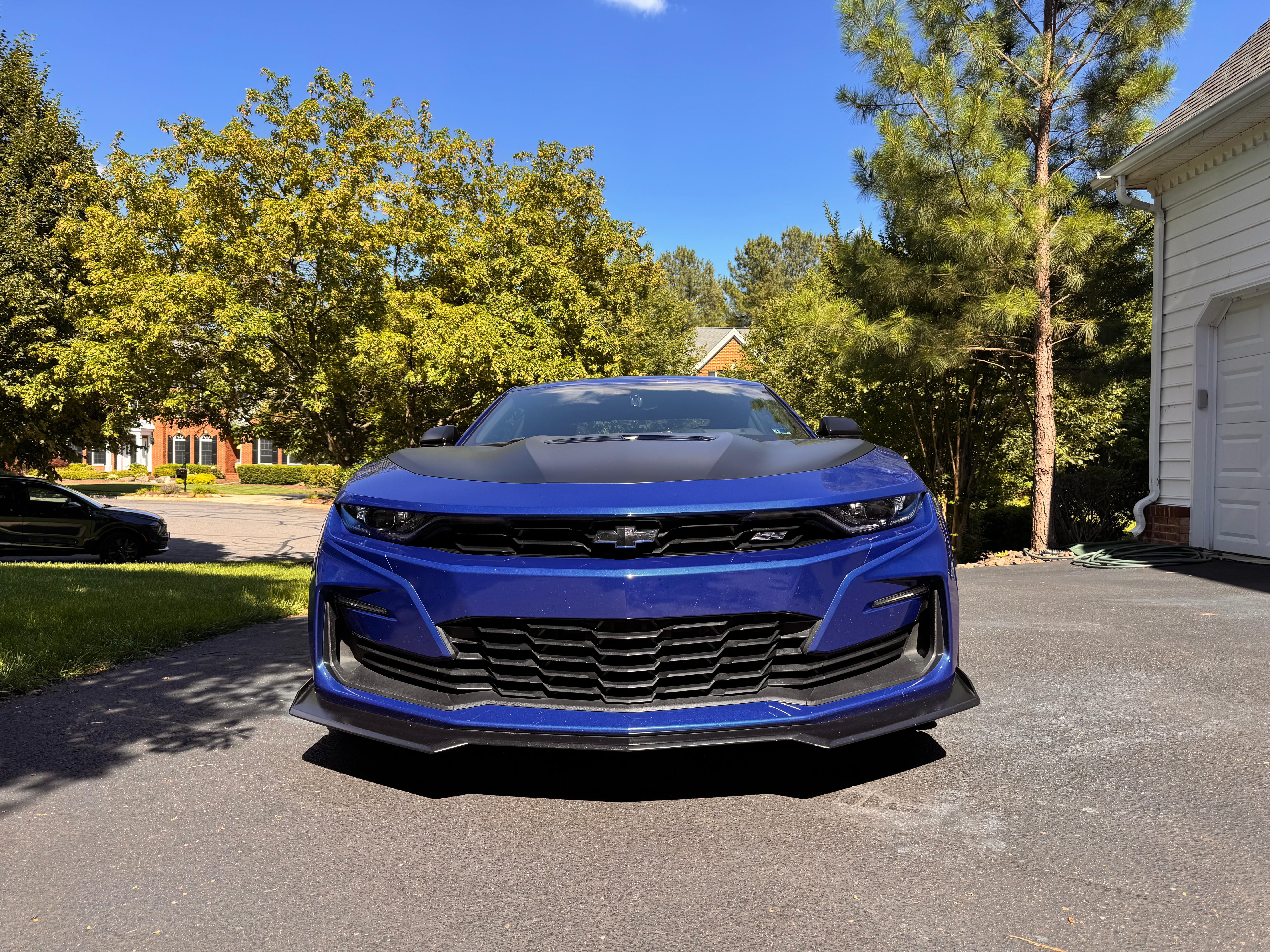 Used 2020 Chevrolet Camaro SS RWD image 4