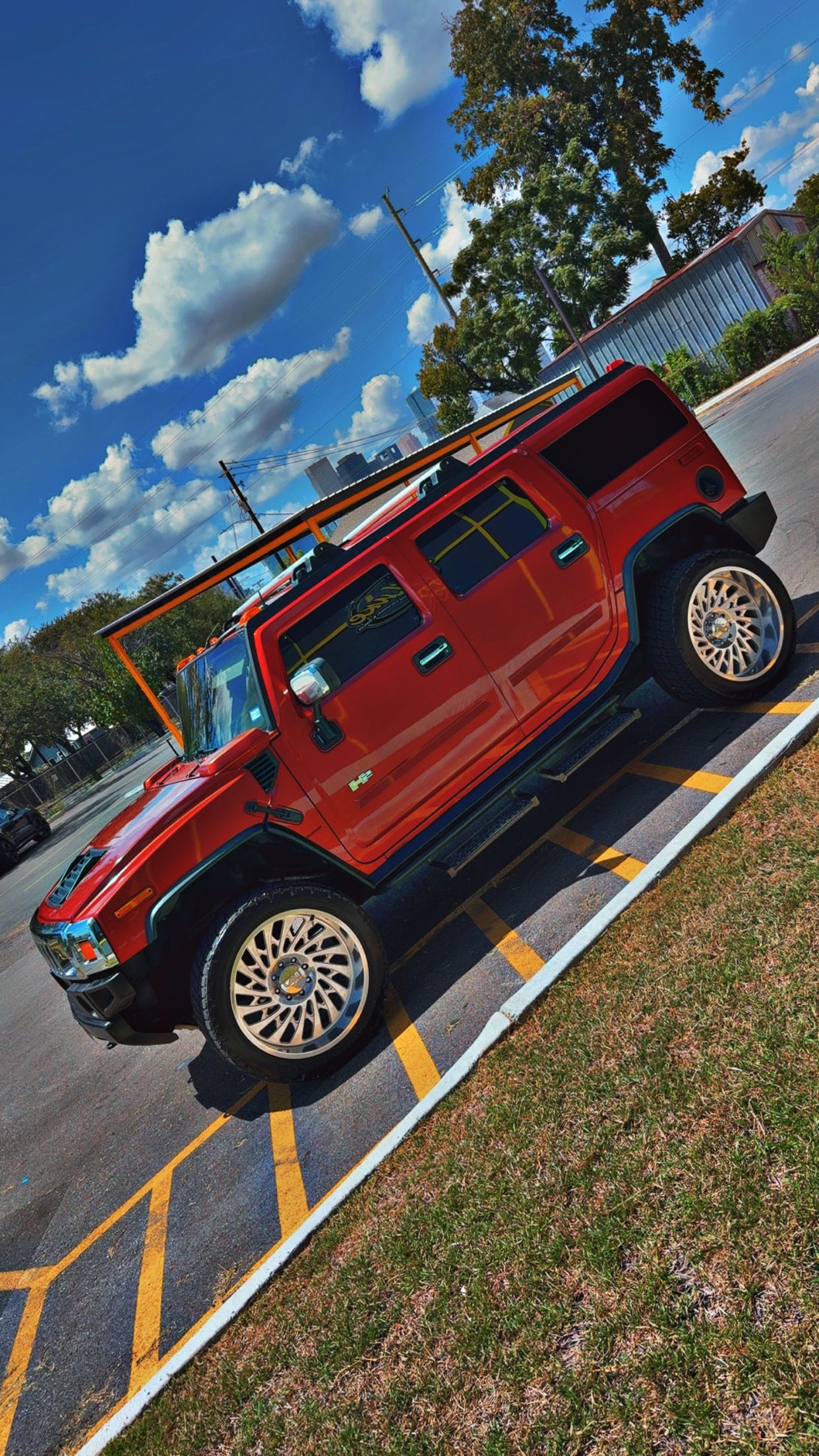 Used 2003 HUMMER H2 w/ Preferred Equipment Group AWD/4WD image 2