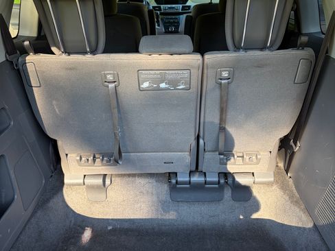Used 2012 Honda Odyssey EX image 17