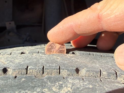 Used 2002 Ford F550 2WD Regular Cab Super Duty image 26