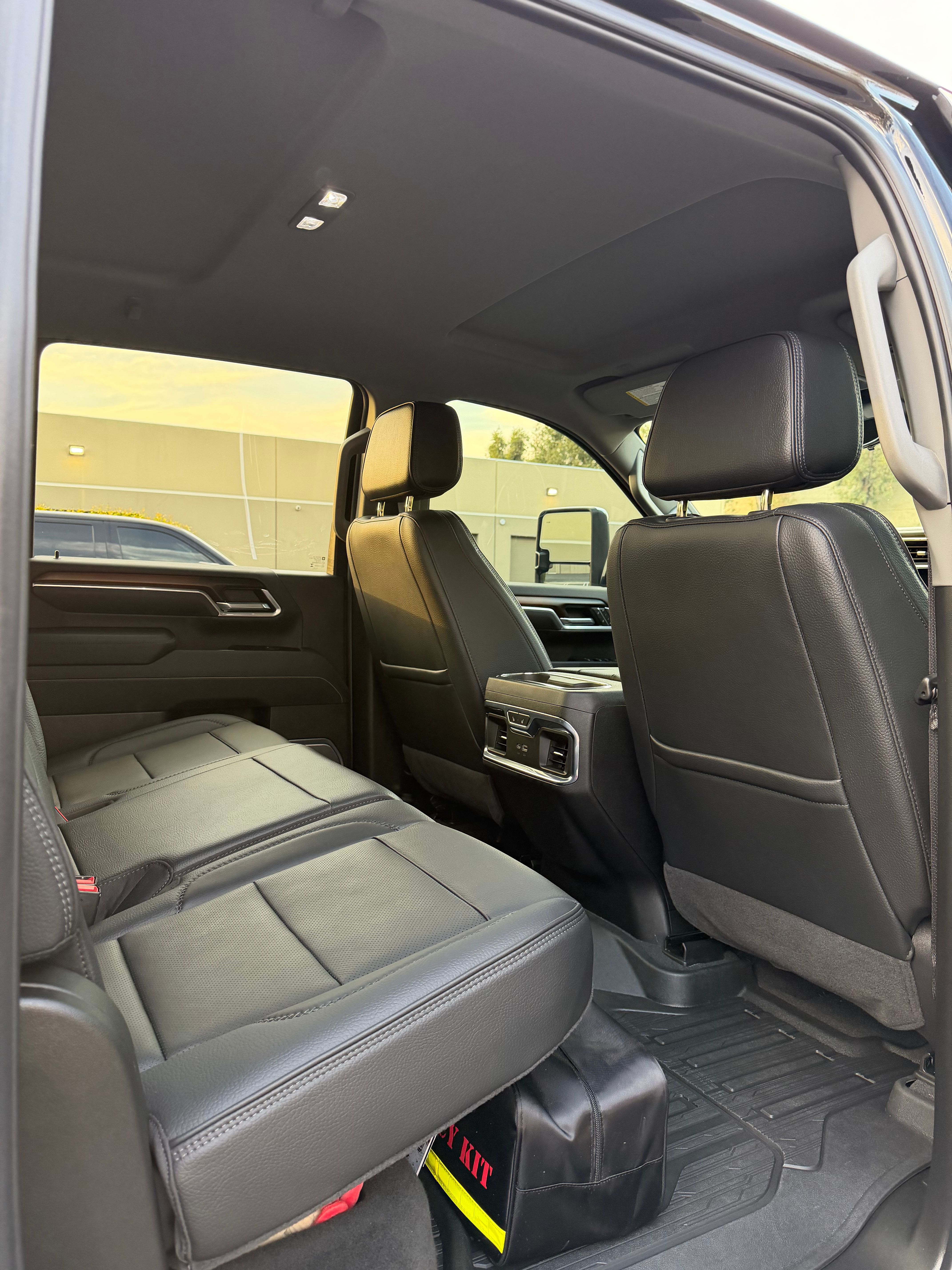 Used 2025 GMC Sierra 2500 Denali w/ Technology Package AWD/4WD image 16