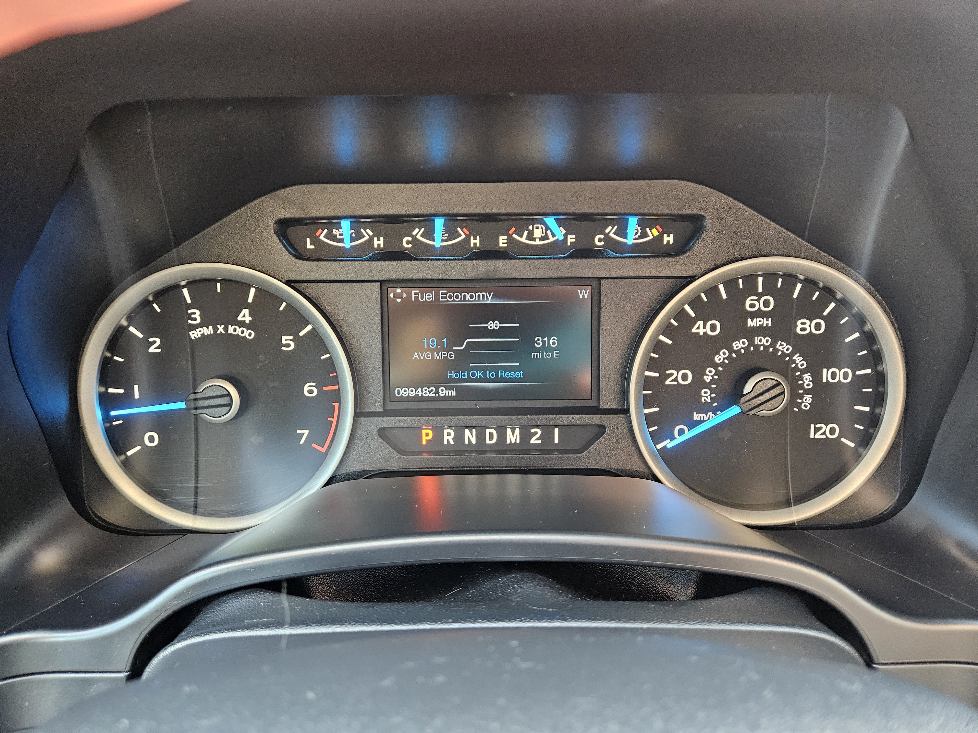 Used 2017 Ford F150 XLT w/ Equipment Group 302A Luxury AWD/4WD image 18