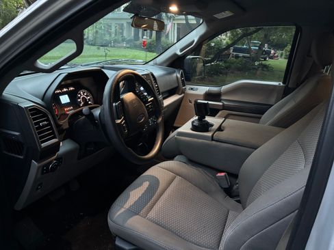 Used 2018 Ford F150 XLT AWD/4WD image 14