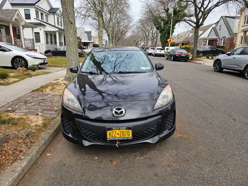 Used 2013 MAZDA MAZDA3 i Touring image 6