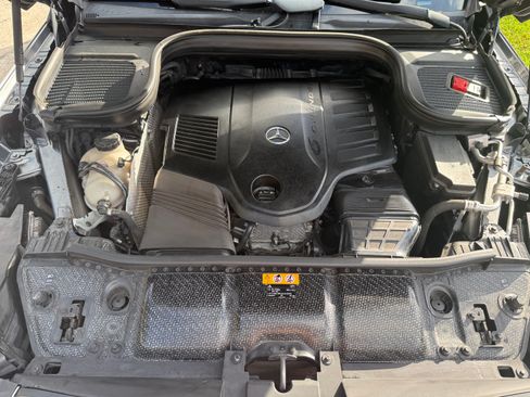 Used 2020 Mercedes-Benz GLS 450 4MATIC image 30
