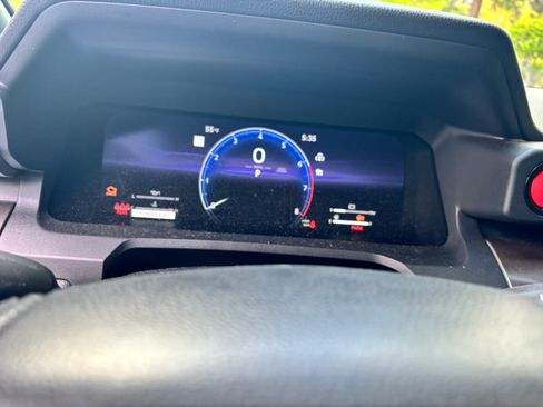 Used 2024 Toyota Tacoma TRD Off-Road image 12