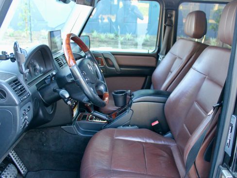 Used 2011 Mercedes-Benz G 550 G 550 4MATIC Sport Utility 4D image 19