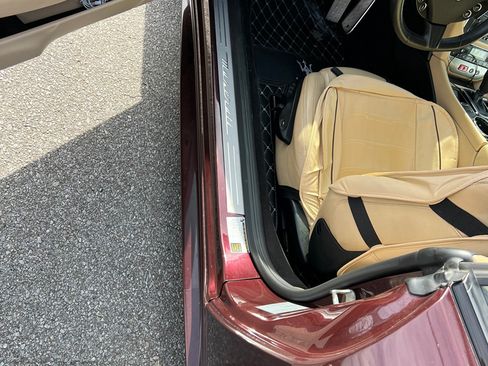 Used 2016 Maserati GranTurismo Sport image 13