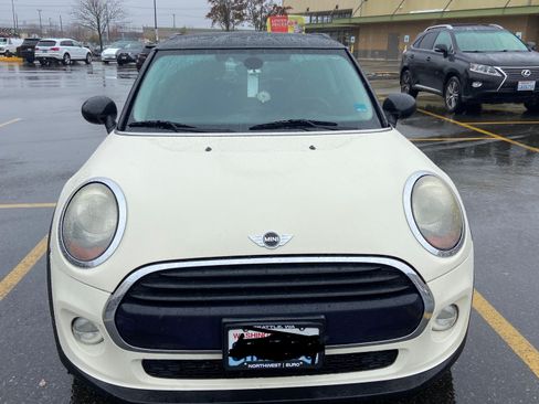 Used 2016 MINI Cooper 2-Door Hardtop image 1