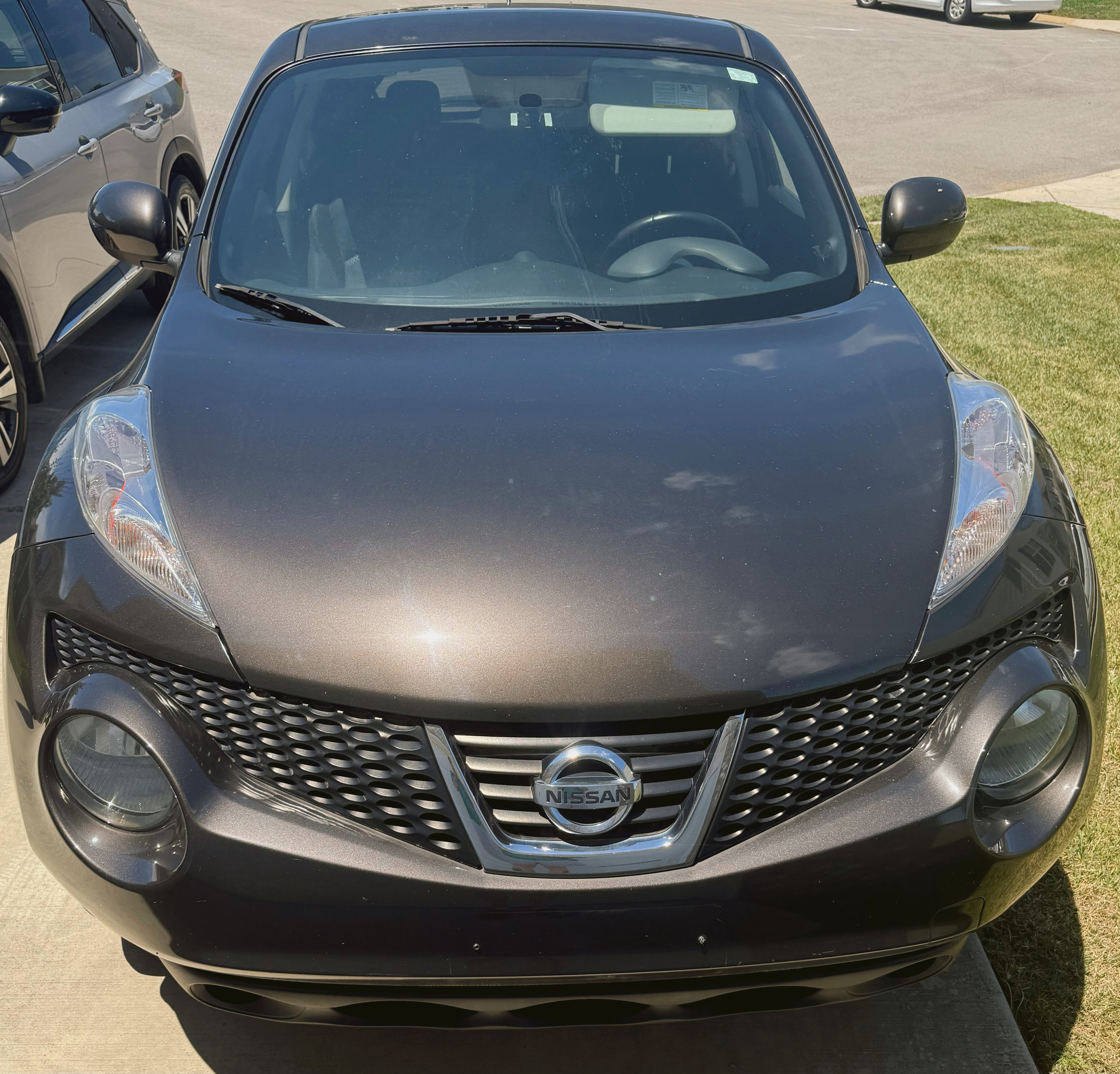 Used 2012 Nissan Juke SV AWD/4WD image 2