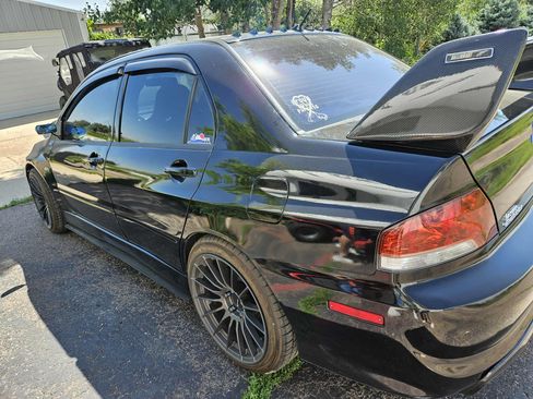 Used 2003 Mitsubishi Lancer Evolution image 2