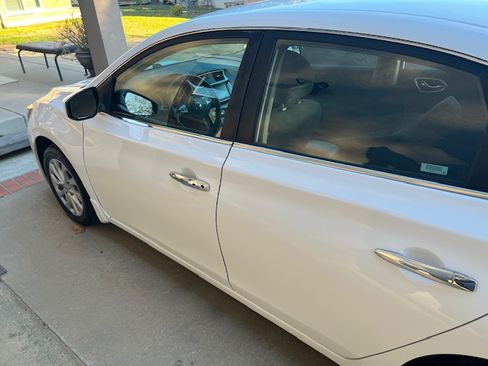 Used 2019 Nissan Sentra SV image 4