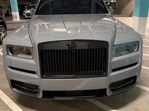 Used 2023 Rolls-Royce Cullinan AWD/4WD image 1