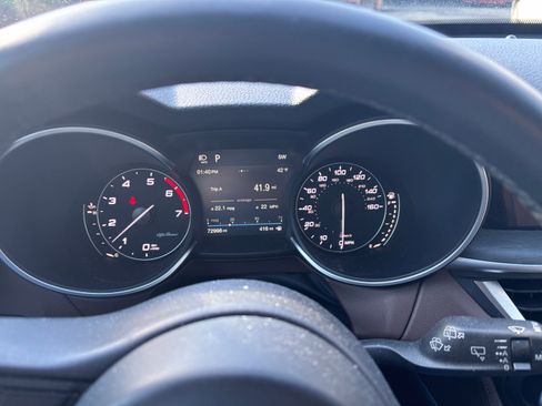 Used 2019 Alfa Romeo Stelvio Ti AWD/4WD image 5