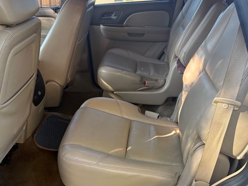 Used 2013 Chevrolet Tahoe LTZ AWD/4WD image 11