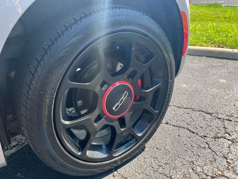 Used 2015 FIAT 500 Sport w/ Sport Appearance Group FWD image 14
