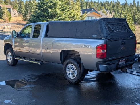 Used 2007 Chevrolet Silverado 2500 LTZ w/ EZ-Lift Tailgate Package image 1