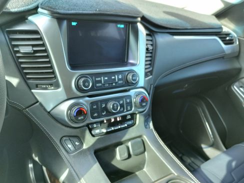 Used 2020 Chevrolet Tahoe 4WD w/ Remote Keyless Entry Package image 16