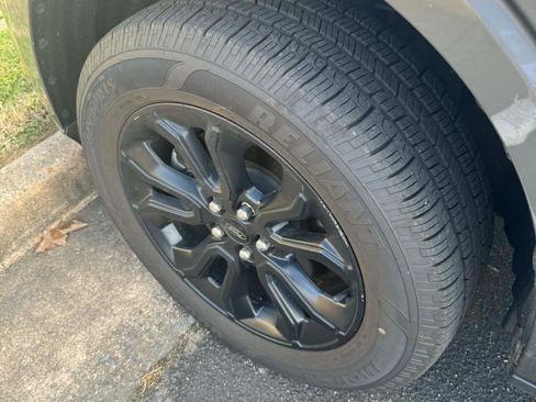 Used 2024 Ford Maverick XLT w/ XLT Luxury Package image 9