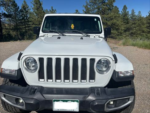 Used 2019 Jeep Wrangler Unlimited Sahara w/ Safety Group AWD/4WD image 1