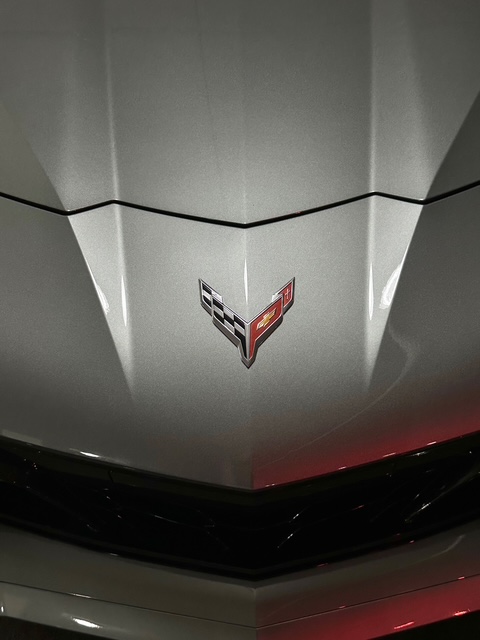 Used 2023 Chevrolet Corvette Z06 w/ Chrome Exterior Badge Package RWD image 8
