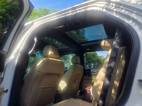 Used 2016 Ford Explorer Limited w/ Equipment Group 301A AWD/4WD image 12