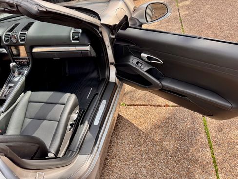 Used 2013 Porsche Boxster S image 17