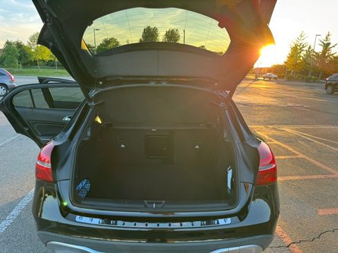 Used 2020 Mercedes-Benz GLA 250 4MATIC image 9