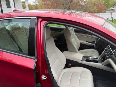 Used 2022 Honda Accord EX-L image 9