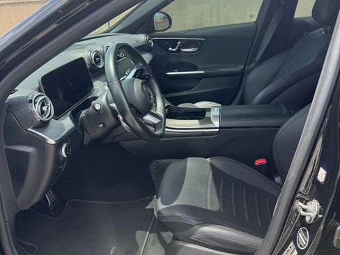 Used 2023 Mercedes-Benz C 300 Sedan image 13