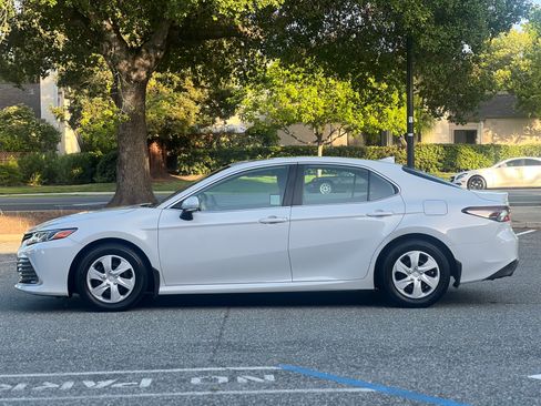 Used 2023 Toyota Camry LE w/ Audio Upgrade Package FWD image 10