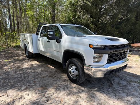 Used 2022 Chevrolet Silverado 3500 W/T w/ WT Convenience Package image 11