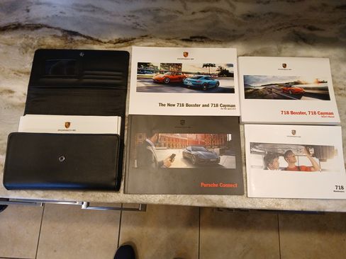 Used 2017 Porsche 718 Cayman S image 13