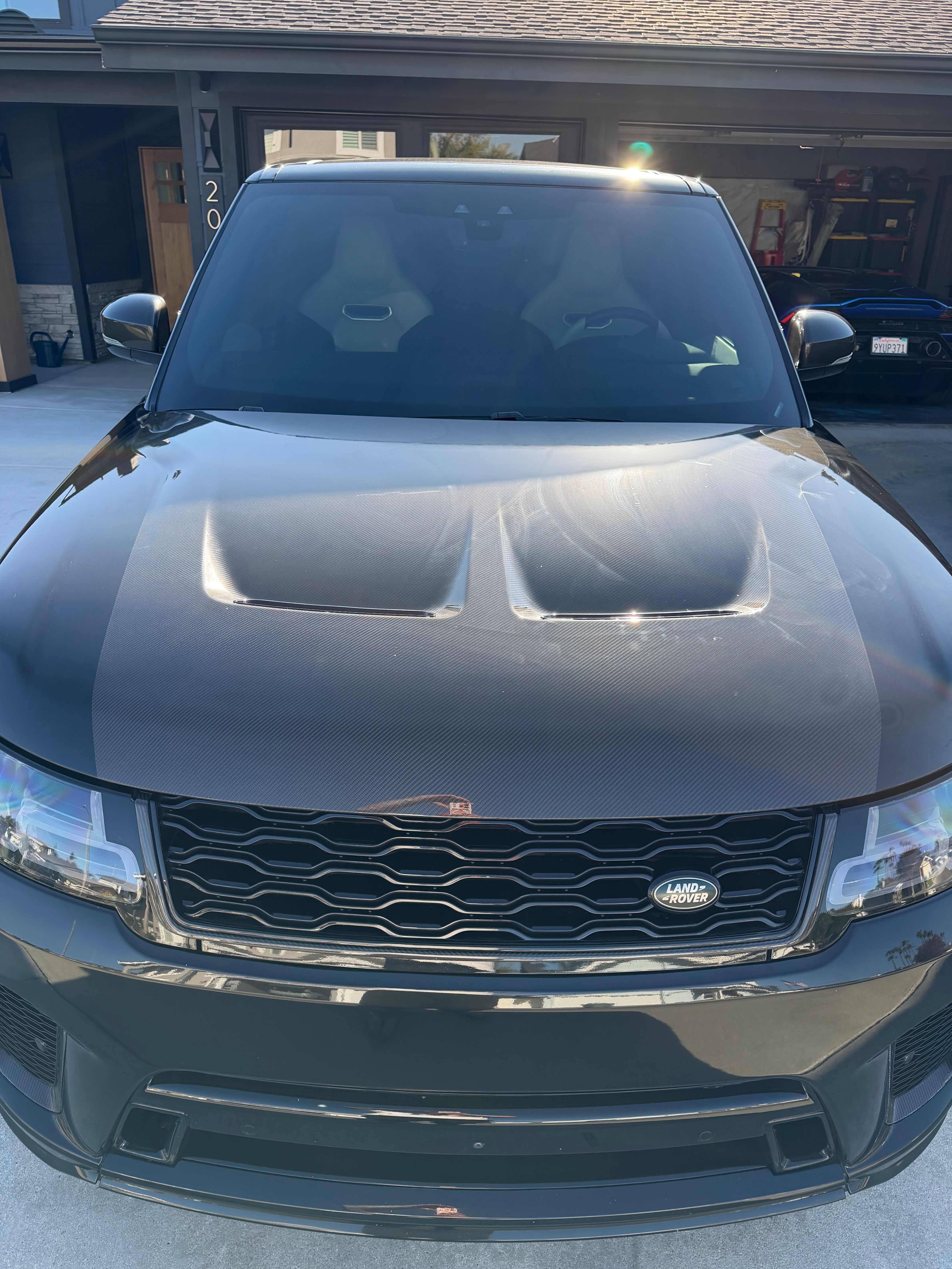 Used 2022 Land Rover Range Rover Sport SVR Carbon Edition AWD/4WD image 4