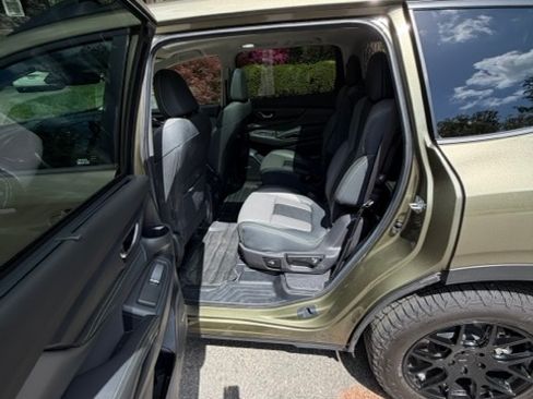 Used 2024 Subaru Ascent Onyx Edition Limited image 8