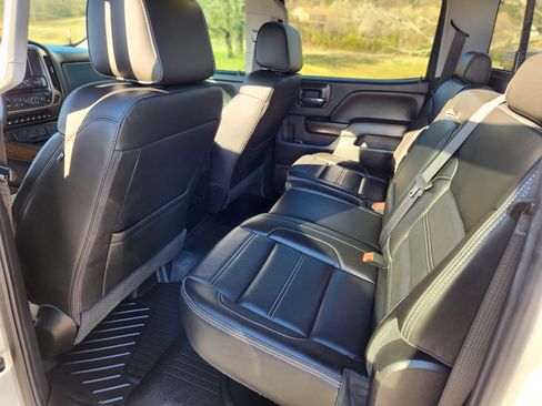 Used 2018 GMC Sierra 1500 Denali w/ Denali Ultimate Package image 6