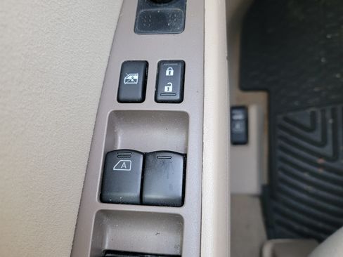 Used 2012 Nissan Sentra 2.0 S image 18