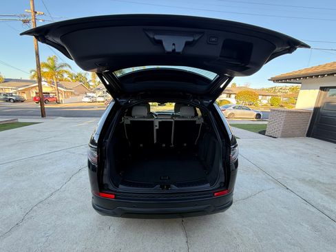 Used 2022 Land Rover Discovery Sport S image 6