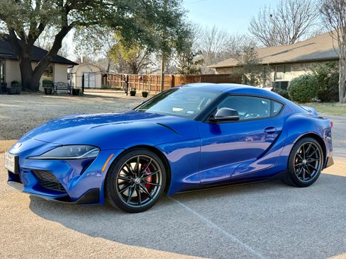 Used 2023 Toyota Supra Premium w/ Driver Assist Package image 8