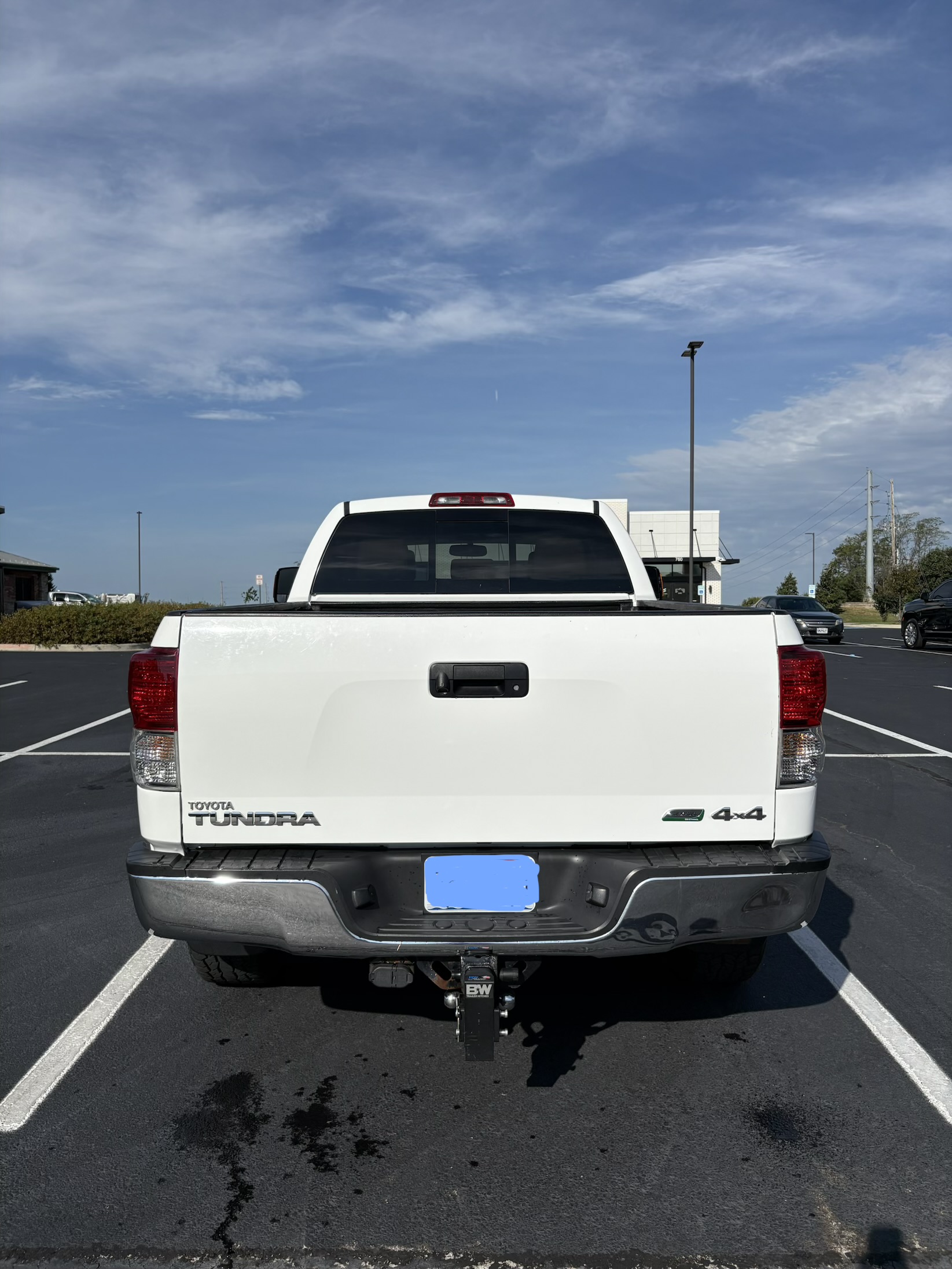 Used 2012 Toyota Tundra 4x4 Double Cab w/ TRD Off-Road Pkg image 4
